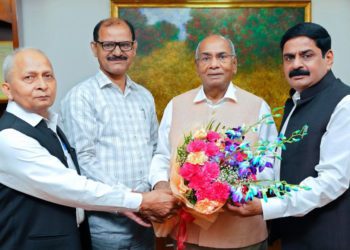 IFFCO Unions applaud MD for stellar performance