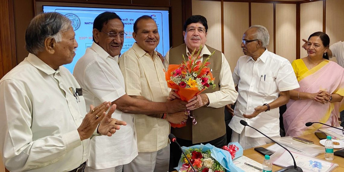 Co-op fraternity celebrates Dileep Sanghani’s Birthday