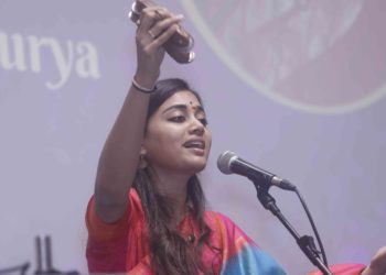 Cosmos Bank hosts Devotional Concert at Sahakar Sabhagruha