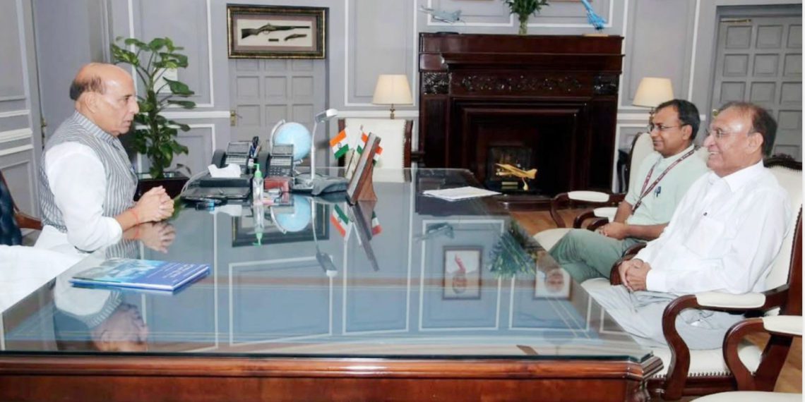 NAFED briefs Defence Minister on Army Pulses Supply