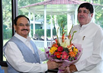 Sanghani meets Nadda, briefs him on Nano fertilizers