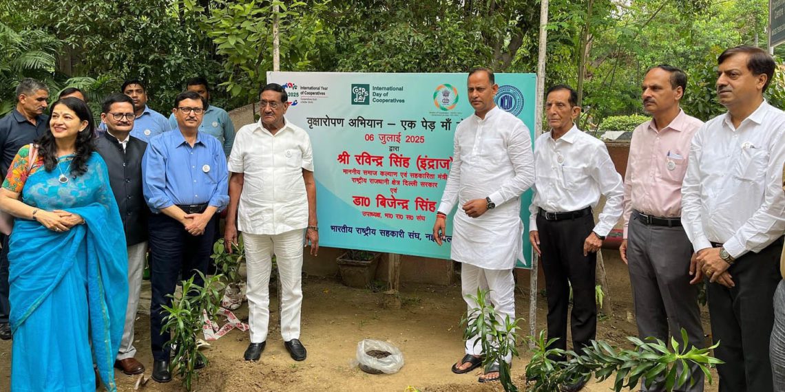 Delhi Minister attends NCUI event to mark Coop Day