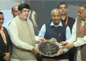 Cooperators, Farmers & Friends bid emotional farewell to Dr Awasthi