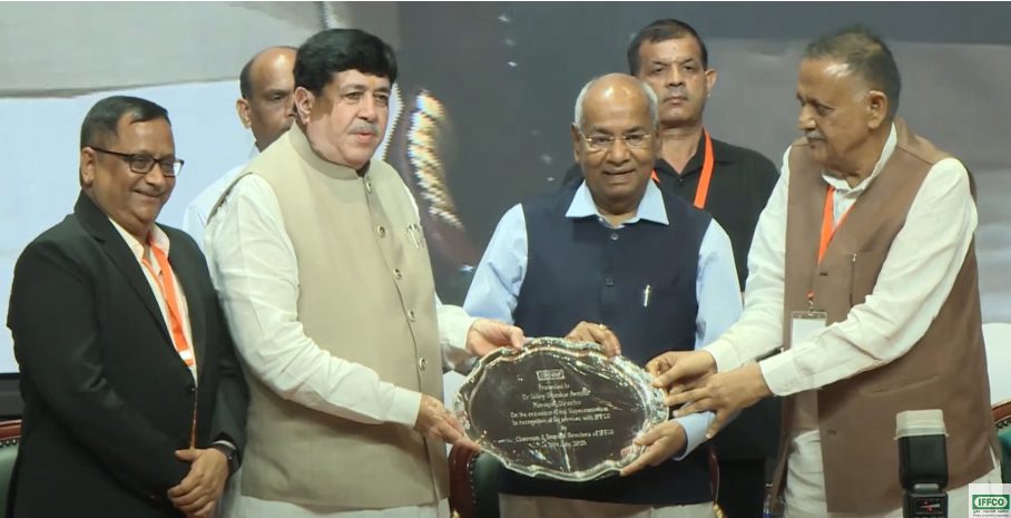 Cooperators, Farmers & Friends bid emotional farewell to Dr Awasthi