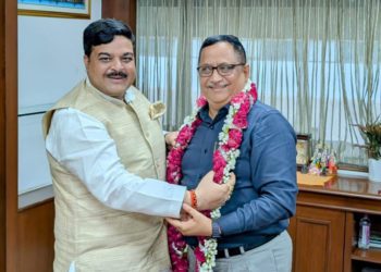 Felicitations continue: Ankit greets new IFFCO MD