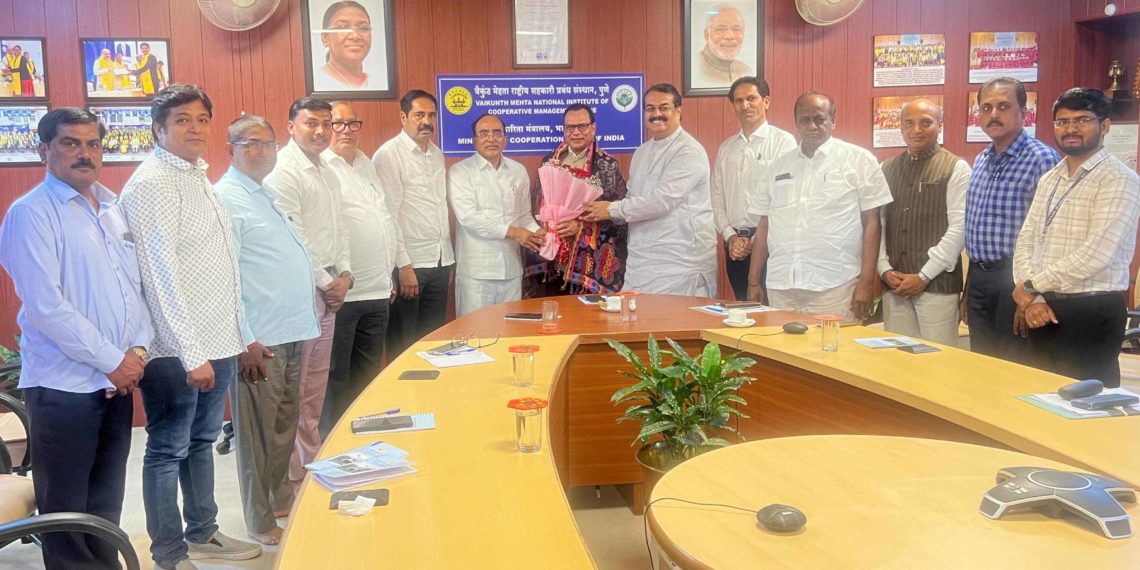 Suresh Wabale meets VAMNICOM Director on NCP