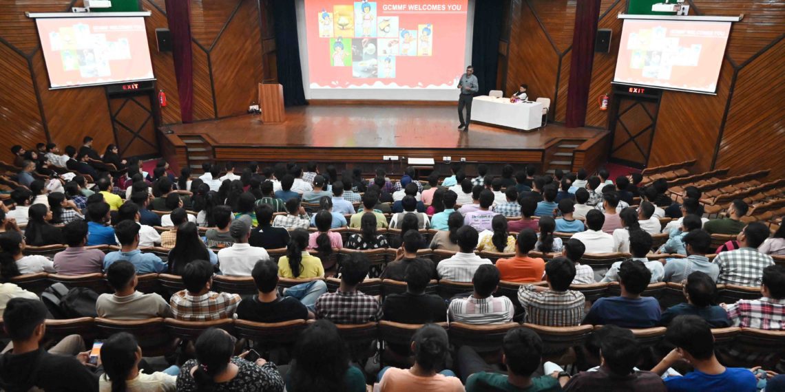 Amul MD inspires Students at IRMA ‘Nazariya’ Event