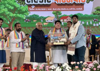 CM felicitates ICA Youth President Harsh at Amreli
