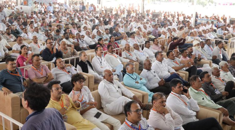 Co-op profits belong to Farmers, not Capitalists: Shah at Rajkot