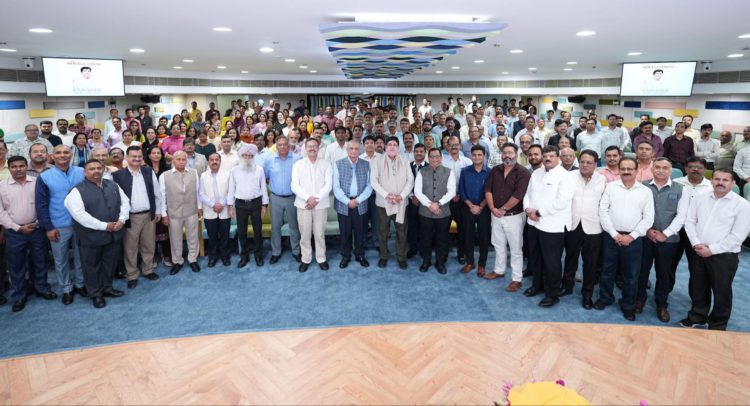 Employees Union felicitates Chairman Sanghani: IFFCO