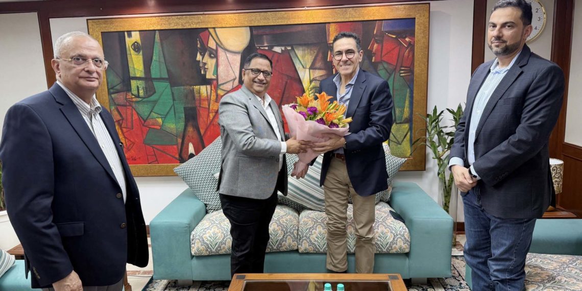 IFFCO MD Kirti Patel welcome OQ Delegation from Oman