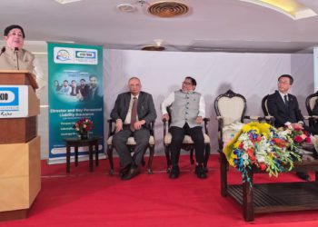 Sanghani calls on employees to reclaim top spot in Insurance Sector