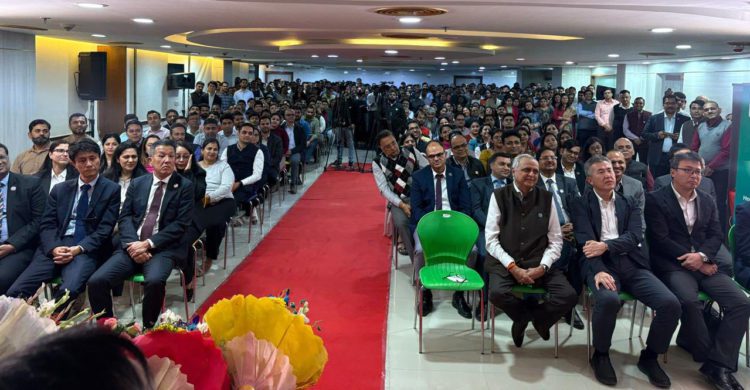 Sanghani calls on employees to reclaim top spot in Insurance Sector