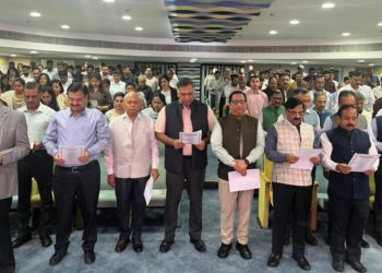 Cooperators join ‘Vande Mataram’ Chorus across states with gusto