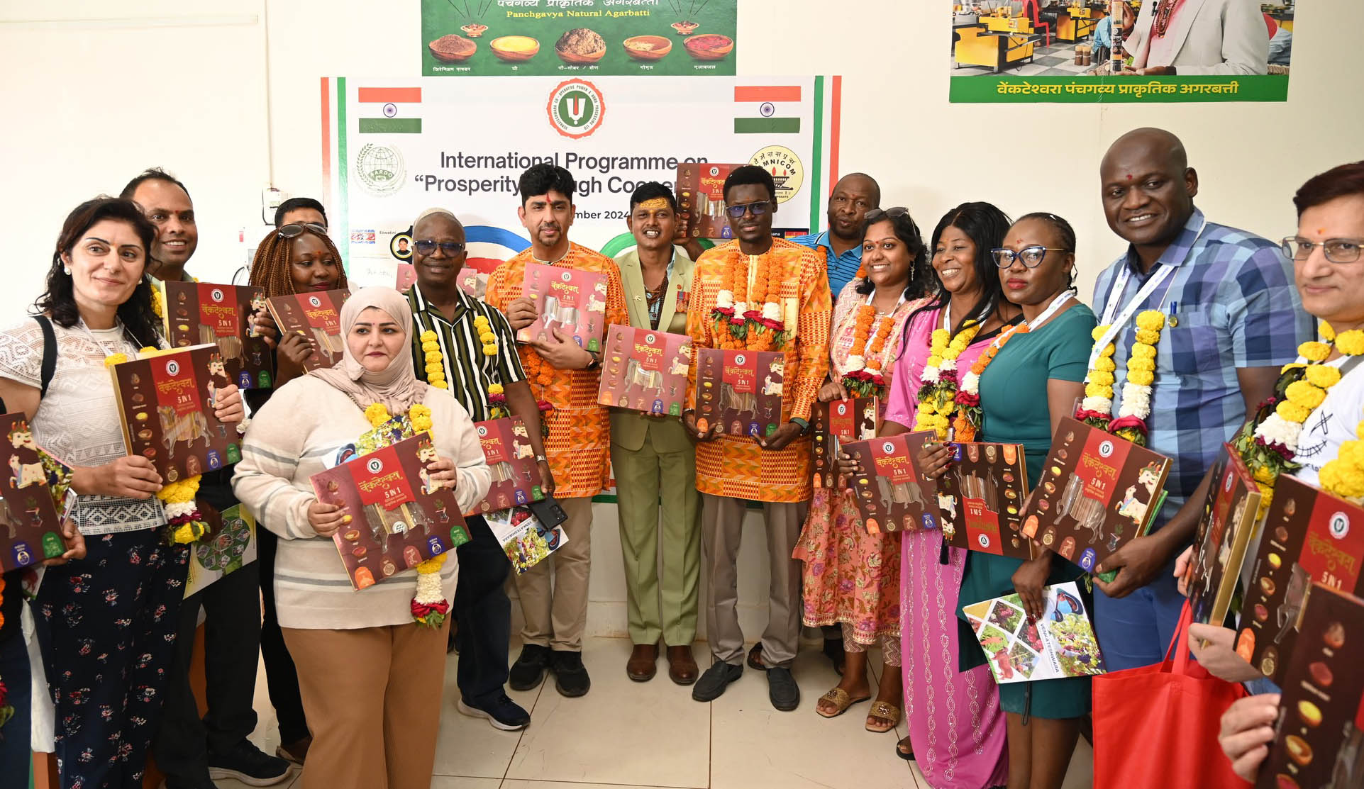 International delegation applauds Nashik’s Venkateshwara Co-op