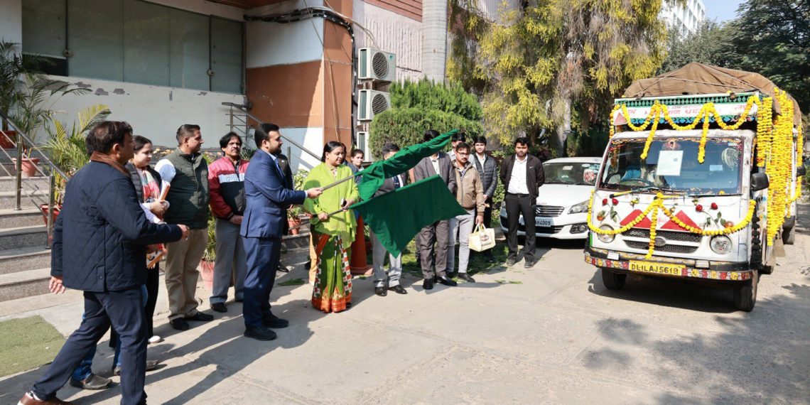 Consumer Concern: NCCF sells Onions at Rs 19/kg to check price rise