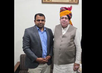 Nano Scientist meets Sanghani, thanks him for his support