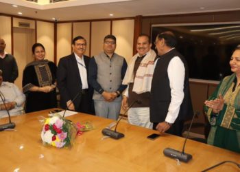 NCUI Staff Association felicitates Chandra Pal on ICA-AP re-election