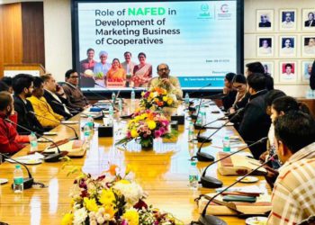 Youth Trainees visit NAFED to learn Co-op Marketing