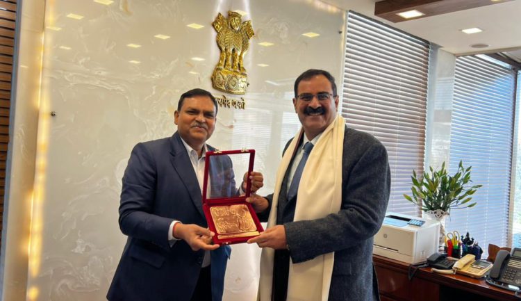 NDDB, Delhi Govt discuss Dung Management for Clean Yamuna