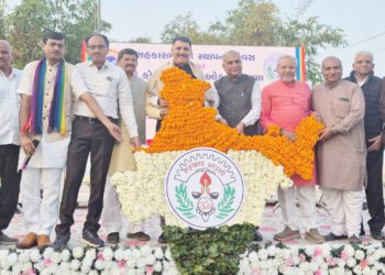 Sah Bharati felicitates Century-Old Co-ops in Mehsana