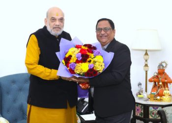 IFFCO MD meets Shah, discusses Global Expansion of Nano Fertilisers