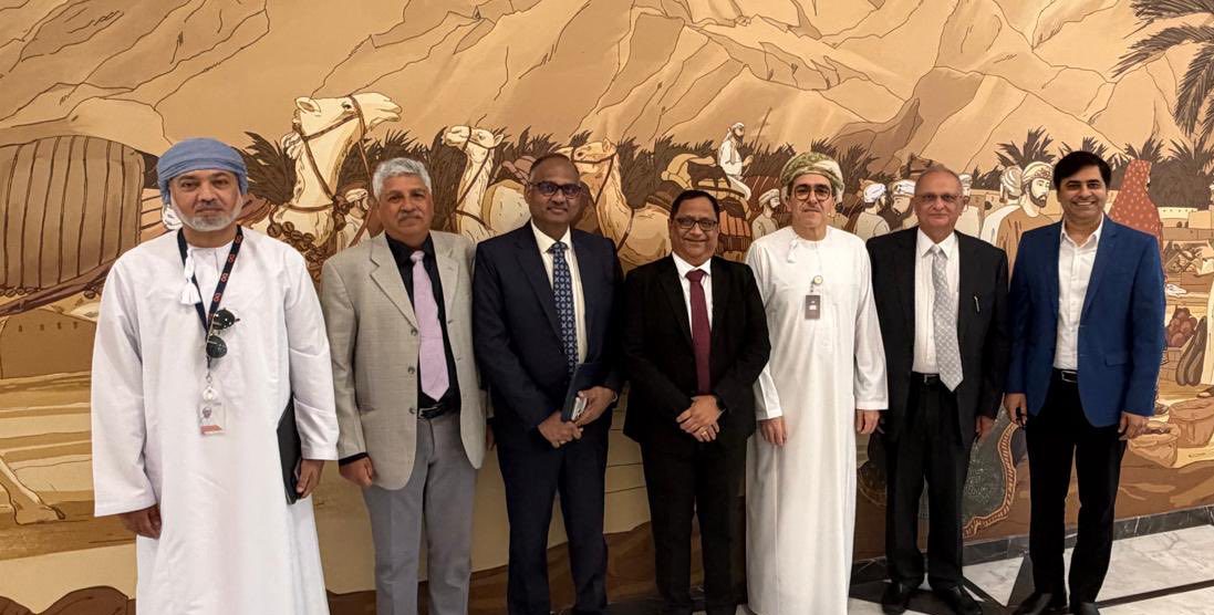 IFFCO MD showcases Nano Fertilisers to Oman’s Leader