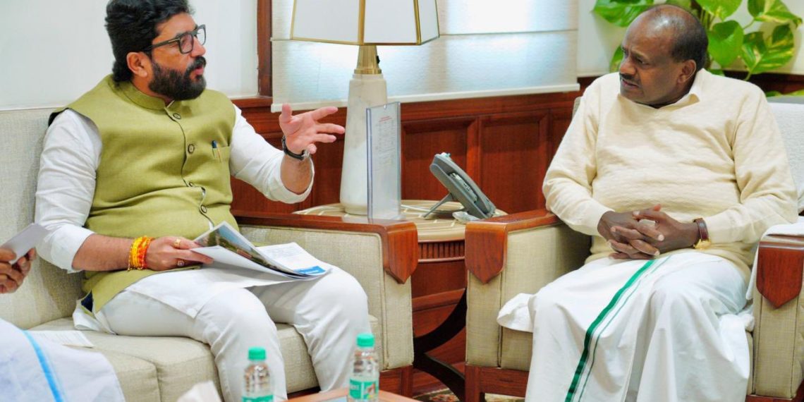 Kumaraswamy meets Mohol on empowering Sugar Mills