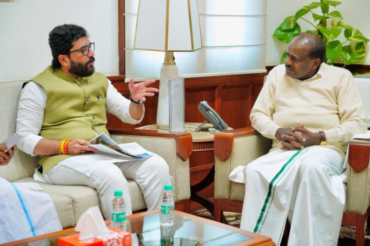 Kumaraswamy meets Mohol on empowering Sugar Mills