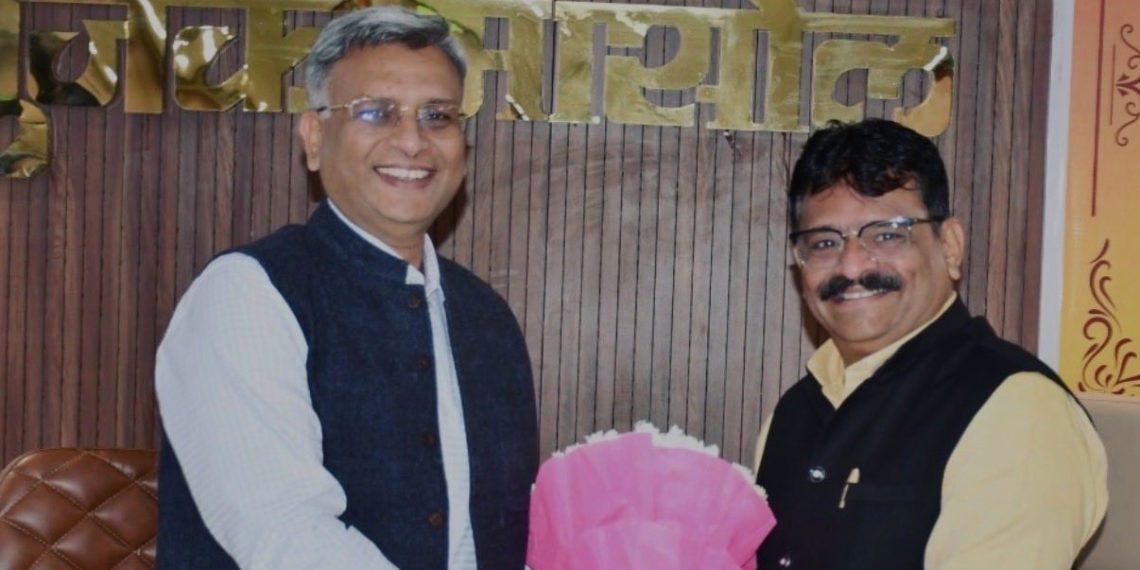 NCDC MD meets GUJCOMASOL CEO to boost Co-op Growth