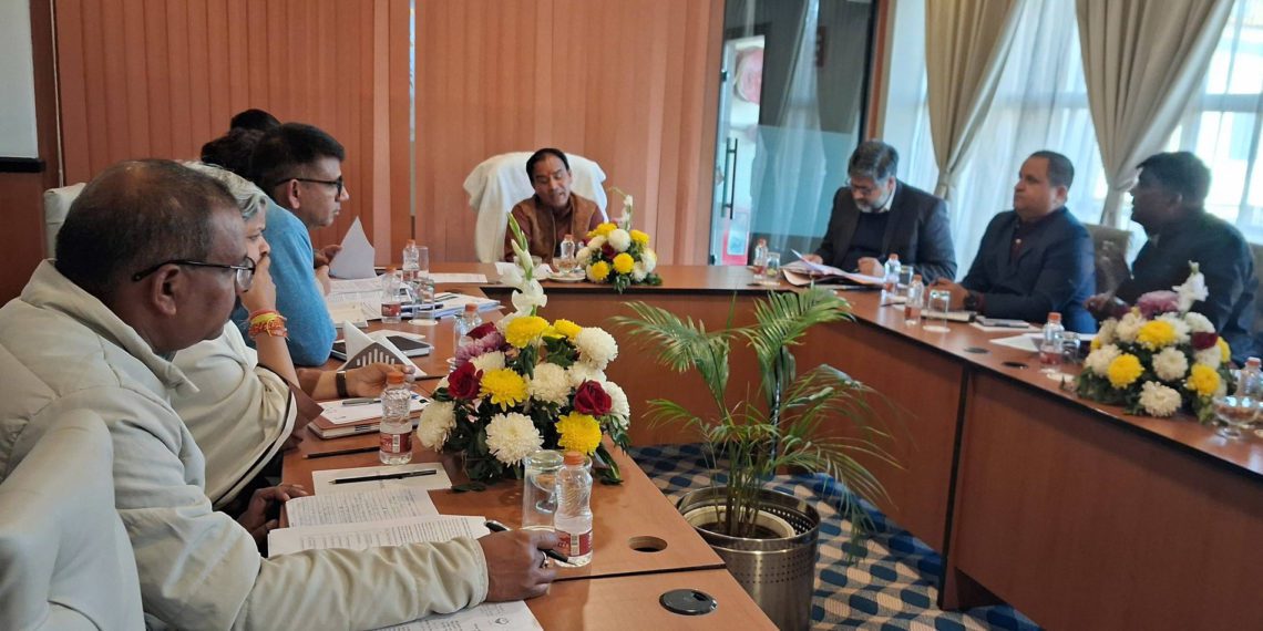 Professional MDs to be appointed in Co-op Unions: Rawat