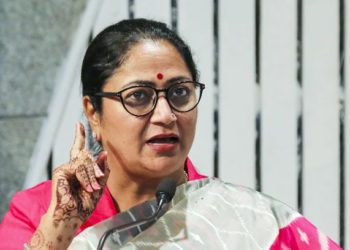 No Surge, No Commission: Delhi CM welcomes ‘Bharat Taxi’