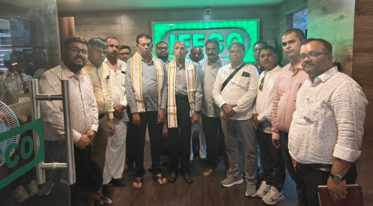 Gujarat team visits Karnataka to study IFFCO Initiatives