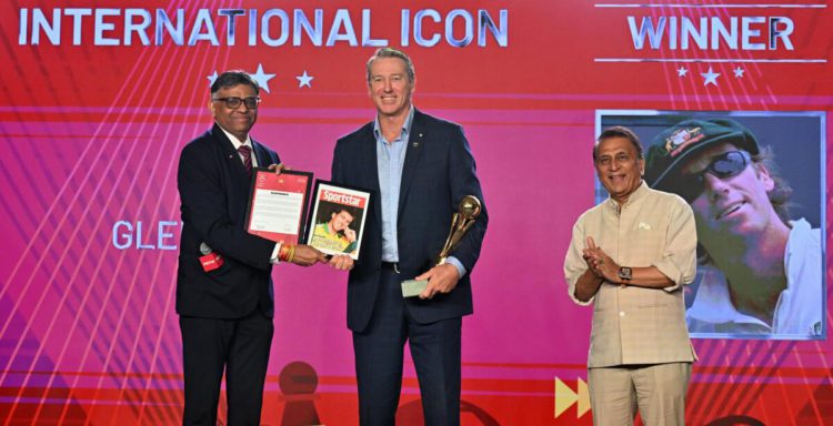 Amul MD, Gavaskar present SSAces 2026 honour to McGrath