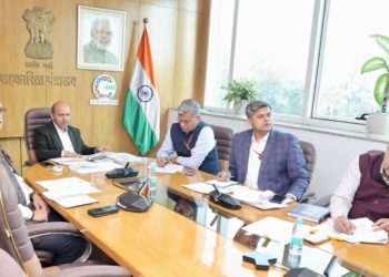 Bhutani reviews Co-operative Reforms with RCS of States & UTs
