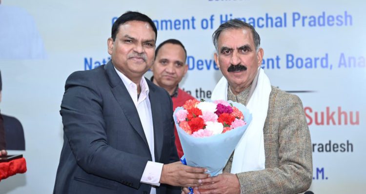 Himachal CM terms NDDB pact key to boost Dairy Sector