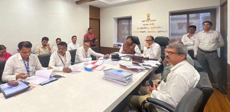 Maha considers Priority for Women Co-ops in Work Allocation