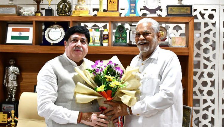 Sanghani welcomes Rupala to GUJCOMASOL headquarters