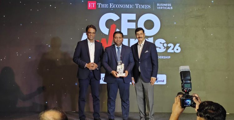SVC Bank CFO Saket Maheshwari honoured at ET CFO Awards 2026