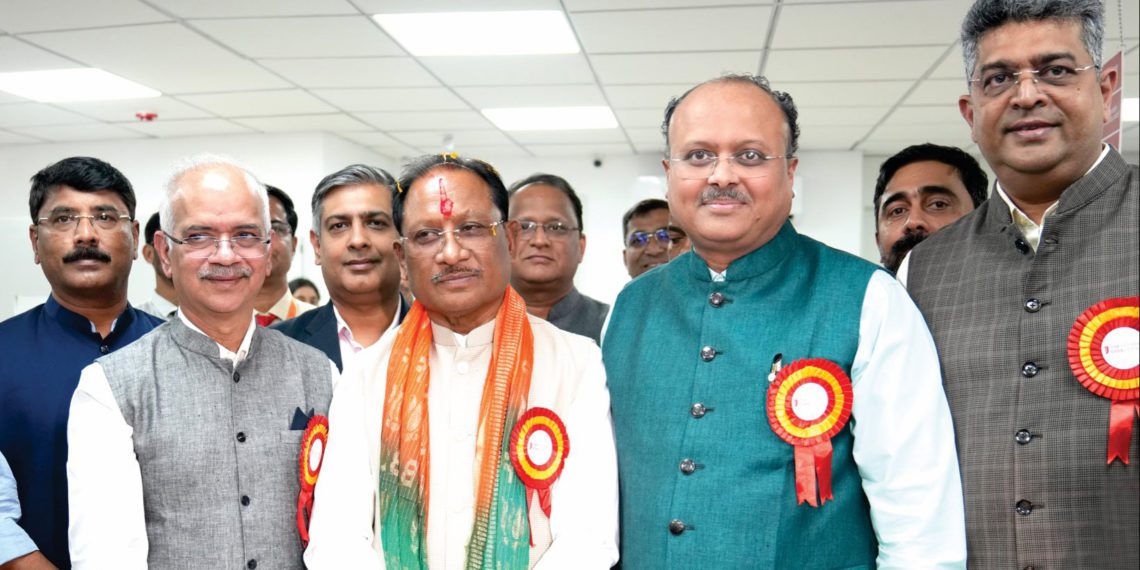 CM inaugurates TJSB Sahakari Bank Branch in Raipur