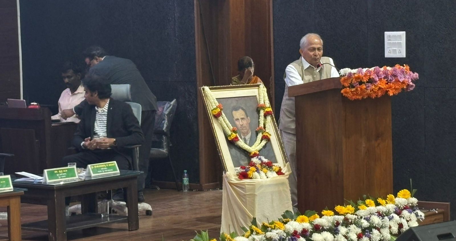 Kumar calls Nano Fertilisers future of Climate-Resilient Farming