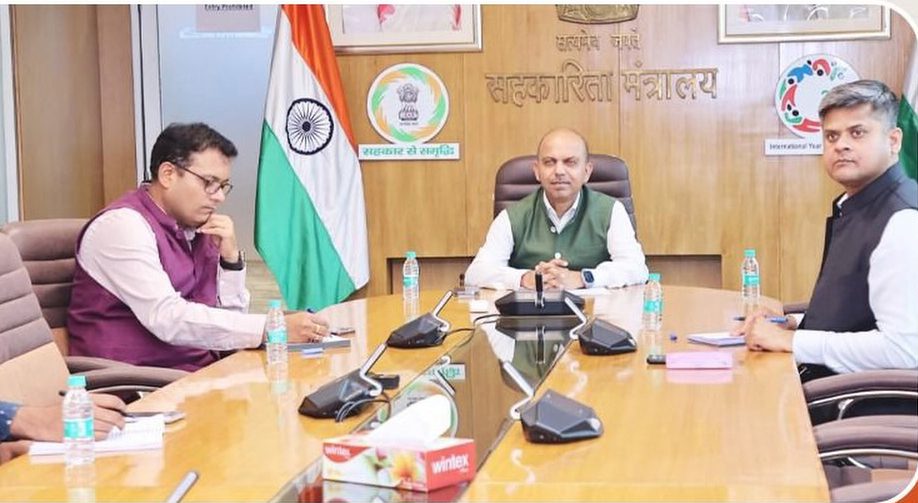 Bhutani reviews Bharat Taxi Push for Co-op Mobility