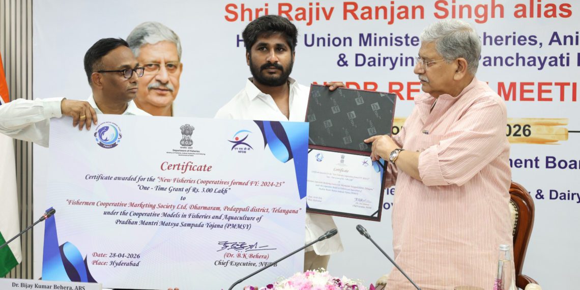 NFDB honours Telangana Fisheries Co-ops with Grants