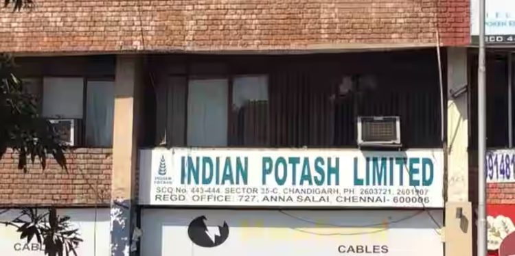 Bansal lays Foundation for IPL Office; Gahlaut attends