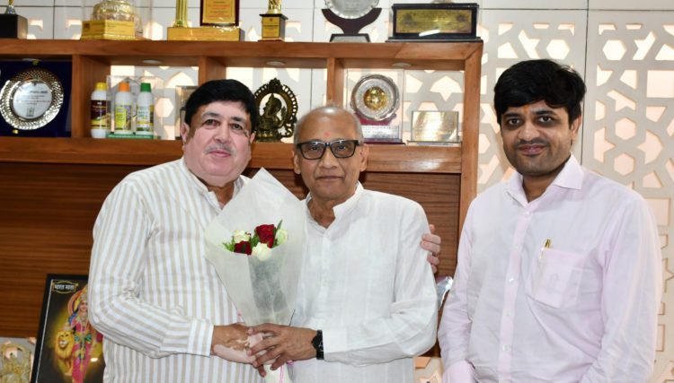 Kotecha calls on Sanghani at Gujcomasol HQ