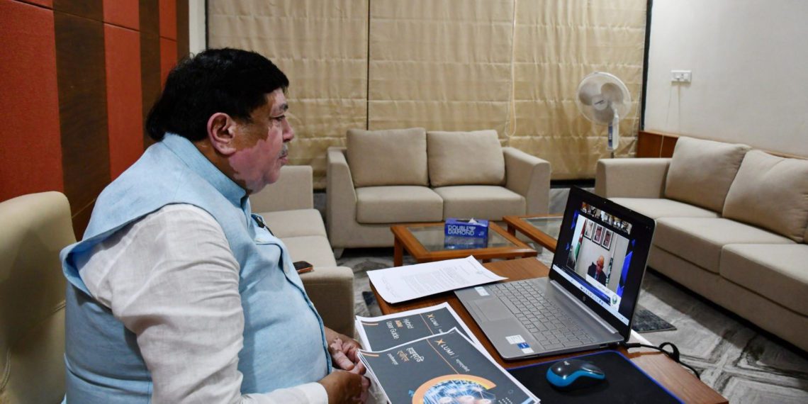 Sanghani joins JPMC meet, discusses farmers’ issues