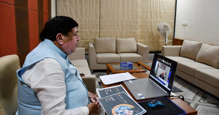 Sanghani joins JPMC meet, discusses farmers’ issues