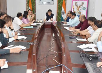 DC Udhampur pushes Co-op Revival, Focus on Local Products