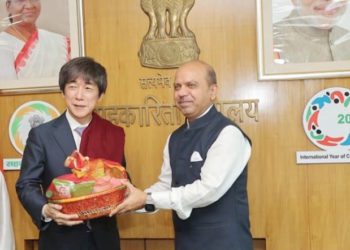 India and Japan discuss Co-operative led Compressed Biogas Projects
