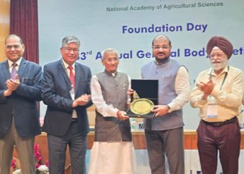 Sanghani receives Prestigious NAAS Industrist Award